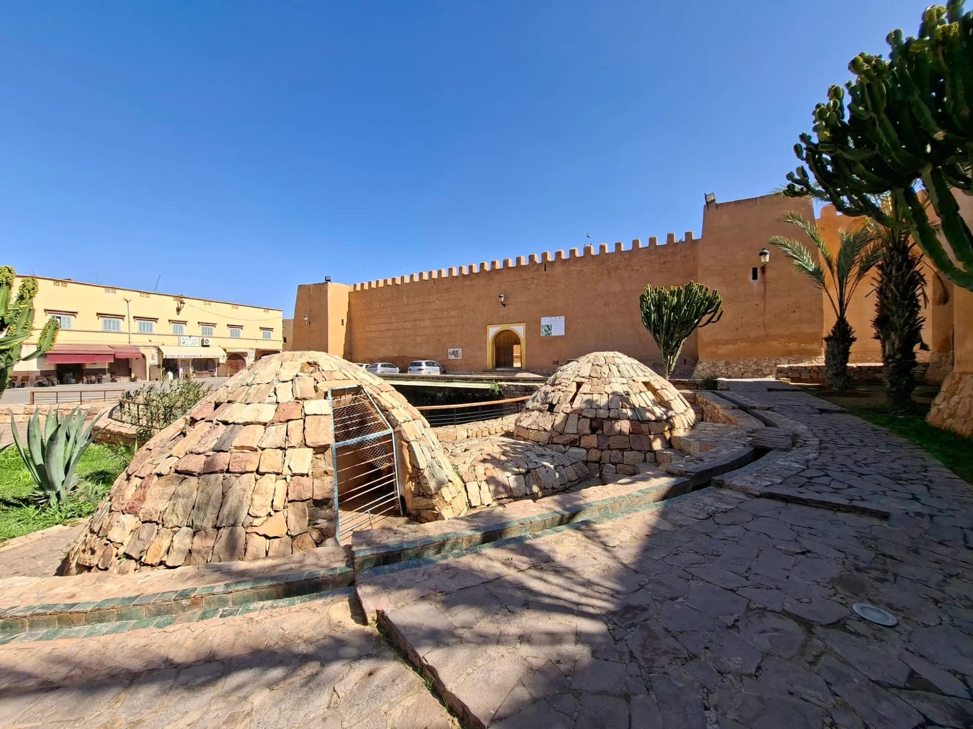 El Fehli Mehdi gallery photo 3